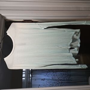 Long Sleeve Shirt W Open Back